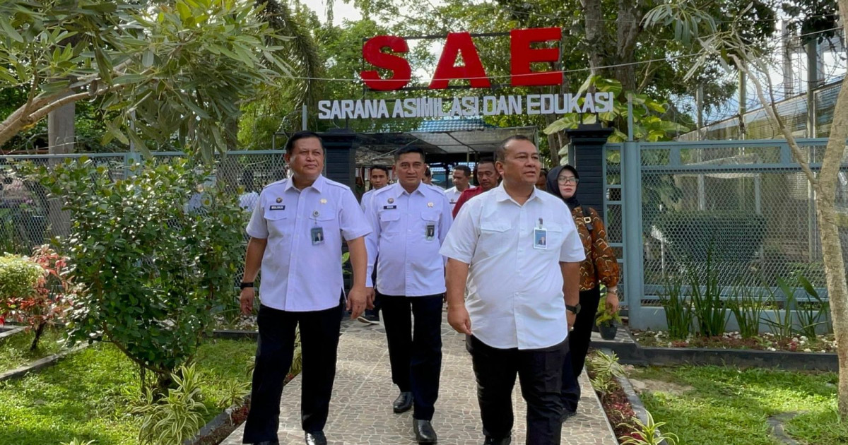 Inspektur Wilayah I dan Kakanwil Ditjenpas Kalsel Tinjau SAE 1 Lapas Narkotika Karang Intan