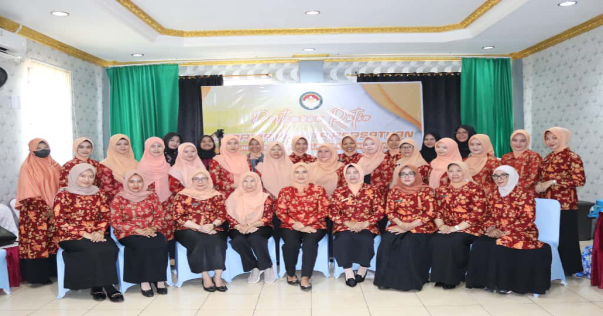 Kebersamaan yang Harmonis Dharma Wanita Persatuan Lapas Narkotika Karang Intan Gelar Pertemuan Rutin Disertai Arisan dan Doorprize
